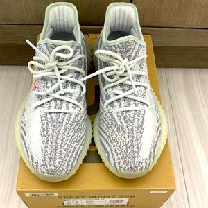 Yeezy Boost 350 V2 ‘Blue Tint’